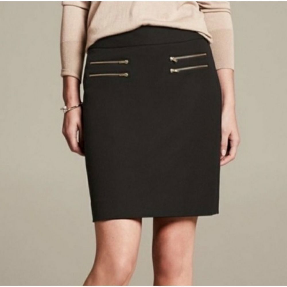 Banana Republic Black Mini Pencil Skirt Gold Zipper Accent Slit Size 6
